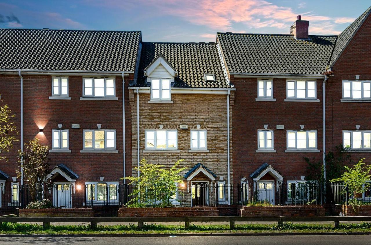 ノリッチ 4Br Townhouse Wbalcony Free Parking Fast Wi-Fiヴィラ エクステリア 写真